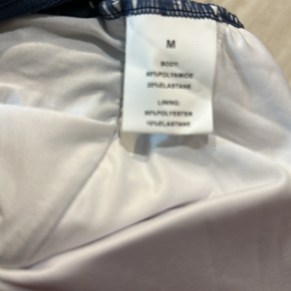 NTW One Piece Swimsuits Tummy Control Medium - Picture 4 of 5